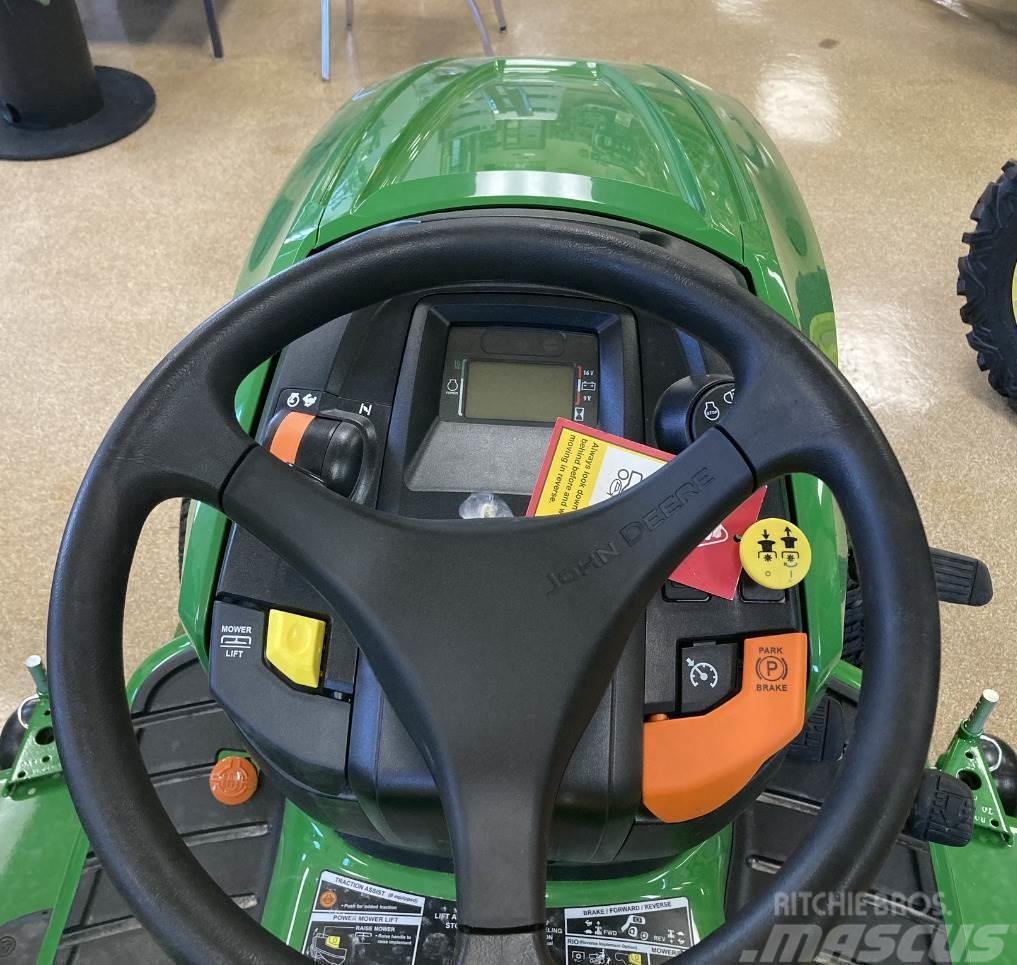 John Deere X580 Naudoti kompaktiški traktoriai