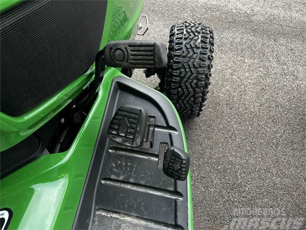 John Deere X739 Naudoti kompaktiški traktoriai