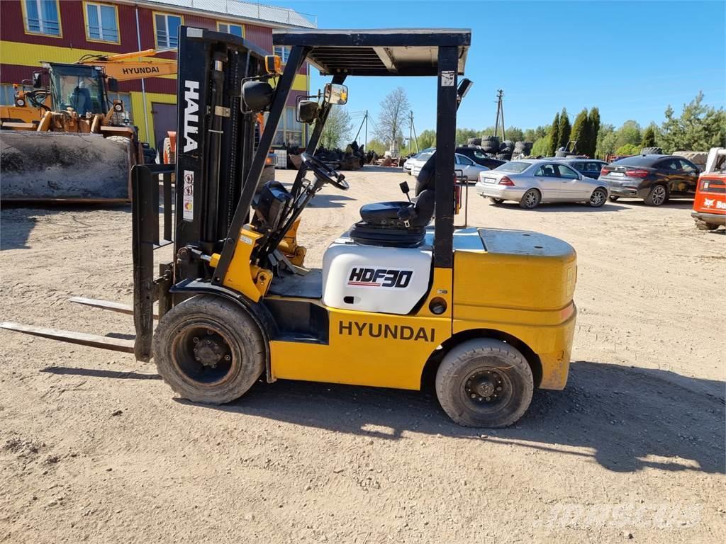 Hyundai Halla HDF30 Dyzeliniai krautuvai