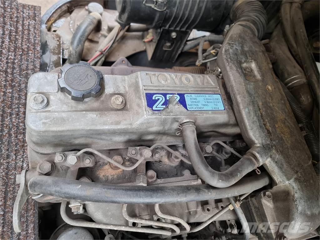 Toyota FD25 Dyzeliniai krautuvai