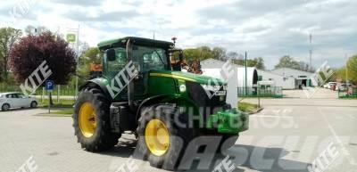 John Deere 7200R Traktoriai