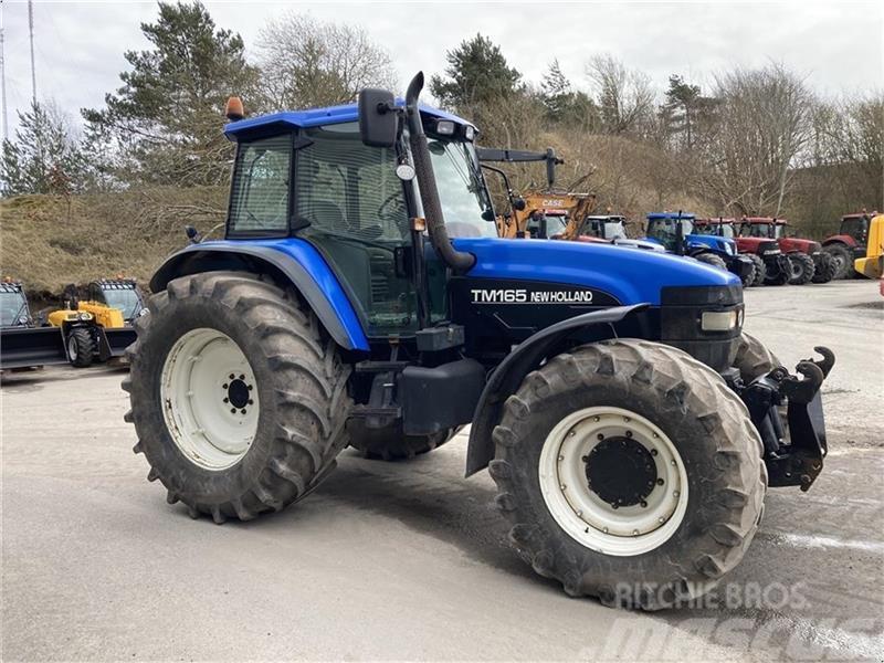 New Holland TM165 Traktoriai
