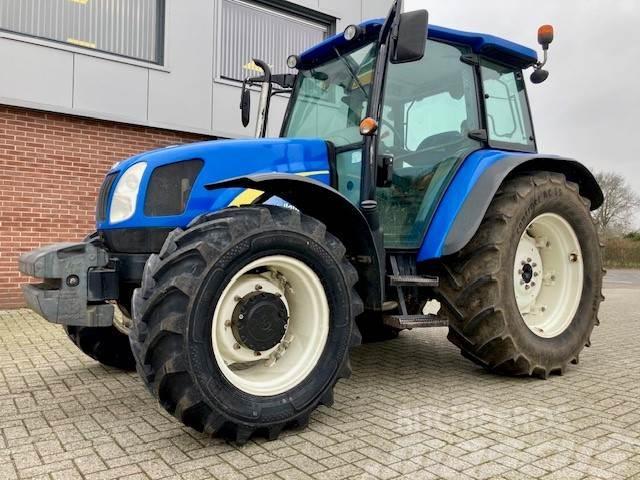 New Holland T5060 Traktoriai