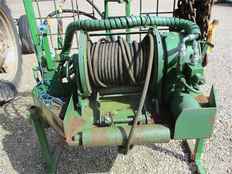  - - -  Hydrauliks 6 tons trækspil Other tractor accessories