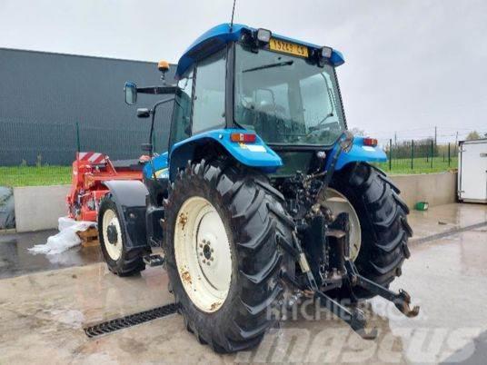 New Holland TM130 Traktoriai