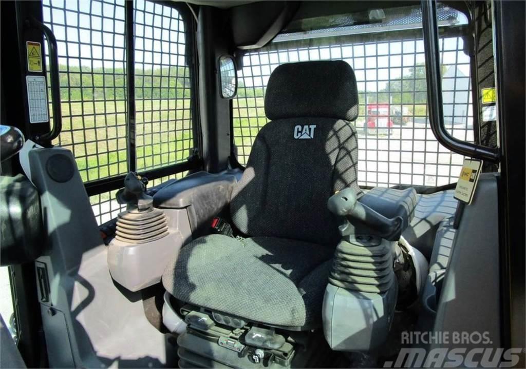 CAT D3K2 LGP Vikšriniai buldozeriai