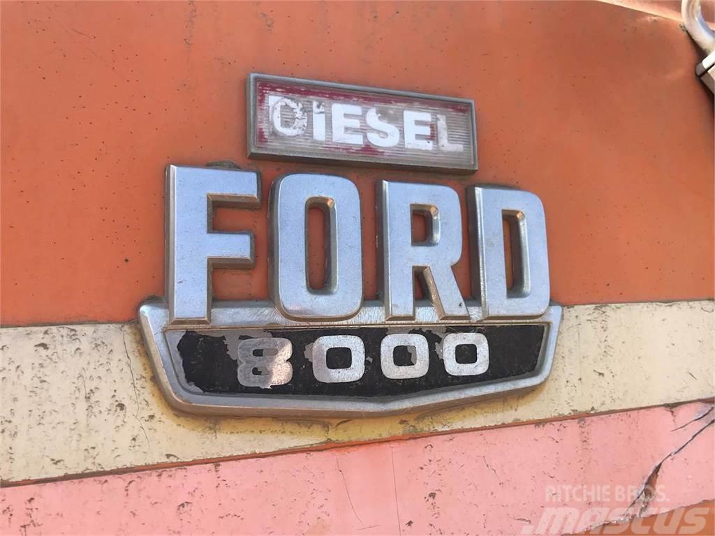 Ford 8000 Savivarčių priekabų vilkikai