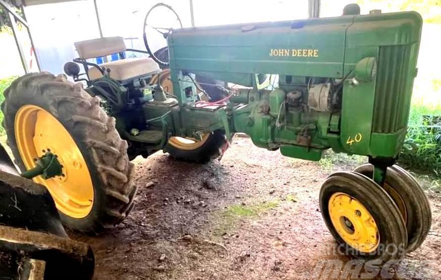 John Deere 40 series Traktoriai