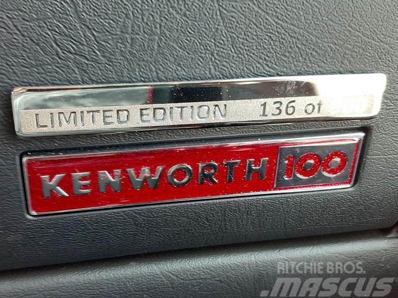 Kenworth W900L Naudoti vilkikai