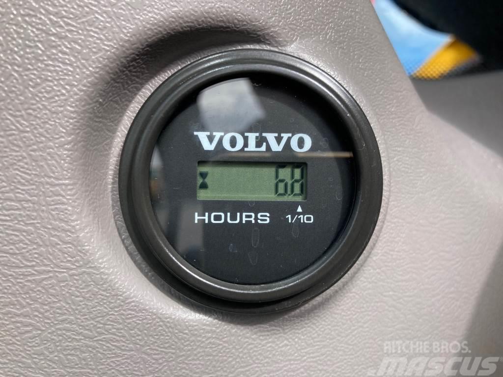 Volvo EC300EL + 700MM TELAT + RASVARI + PROBO-OHJATTU LU Vikšriniai ekskavatoriai