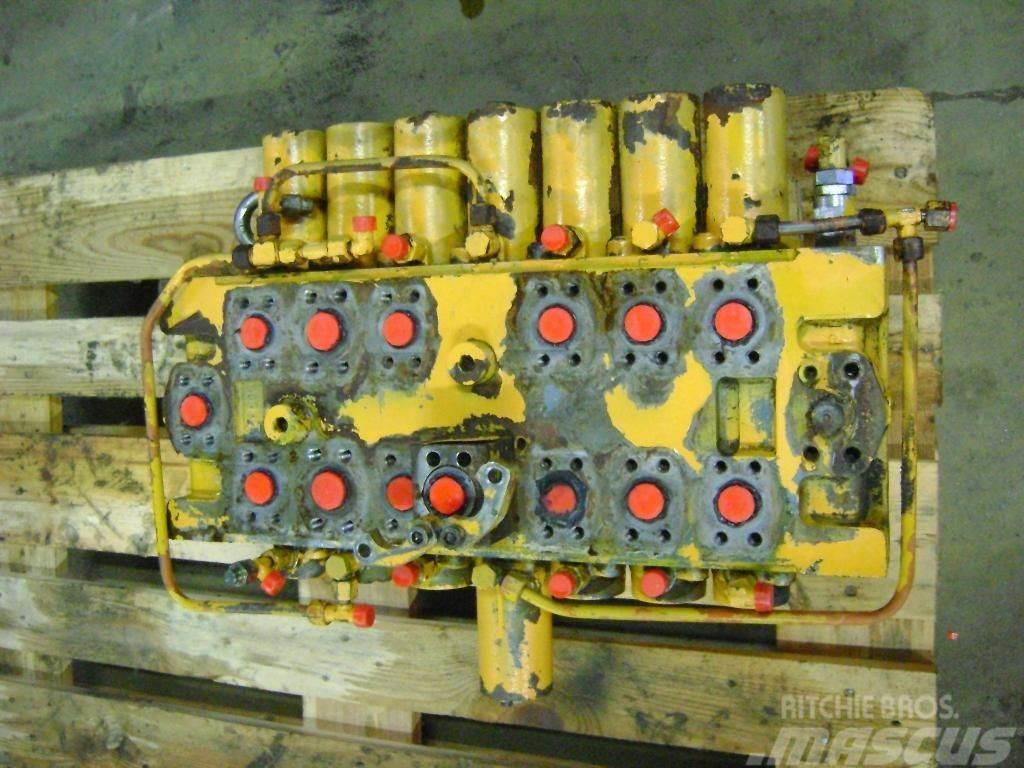 Liebherr 912 Litronic Hidraulikos įrenginiai