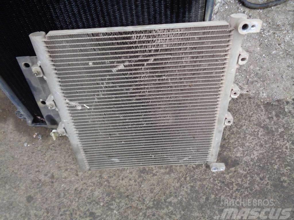 New Holland Air conditioning radiator Kabinos
