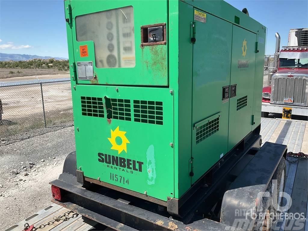  40 kW Mobile (Inoperable) Dyzeliniai generatoriai