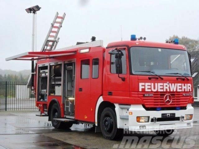 Mercedes-Benz ACTROS 1835 Feuerwehr 2080 L Fire Unit !! Gaisrinės