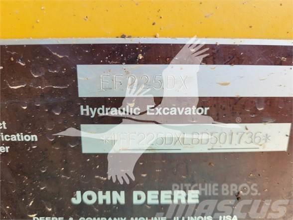 John Deere 225D LC Vikšriniai ekskavatoriai