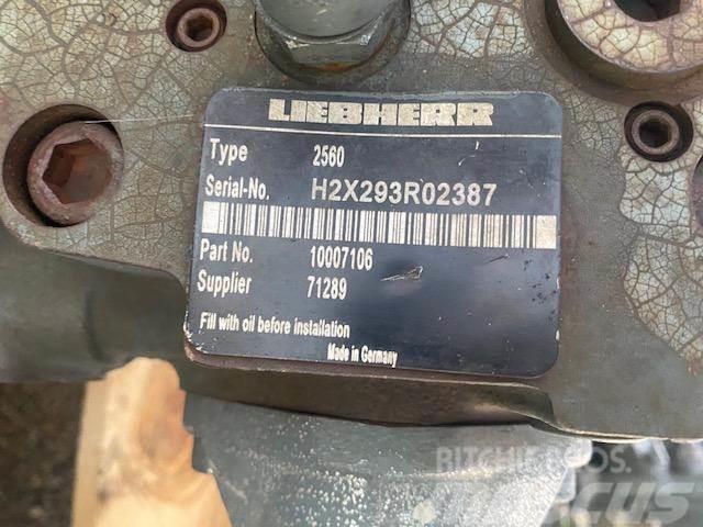Liebherr R 914 SILNIK OBROTU 2560 Hidraulikos įrenginiai