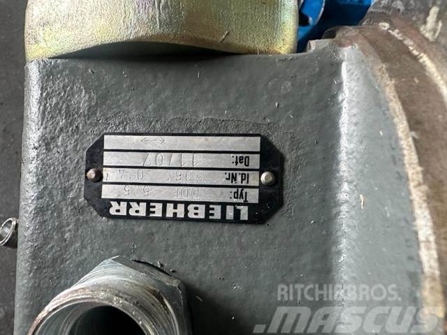 Liebherr R 924 COMPACT KOLUMNA HYDRAULICZNA Hidraulikos įrenginiai