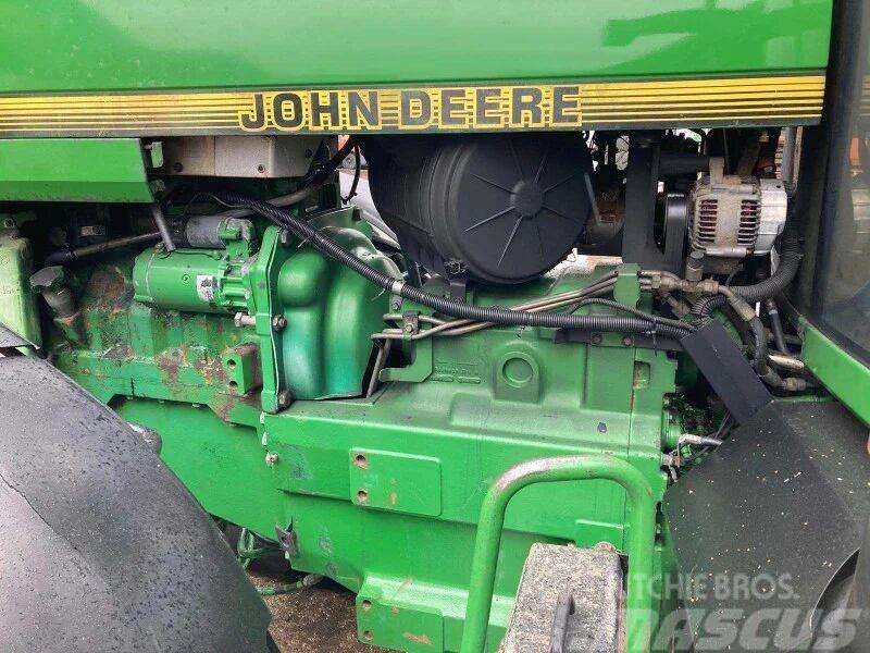 John Deere 8200 Traktoriai