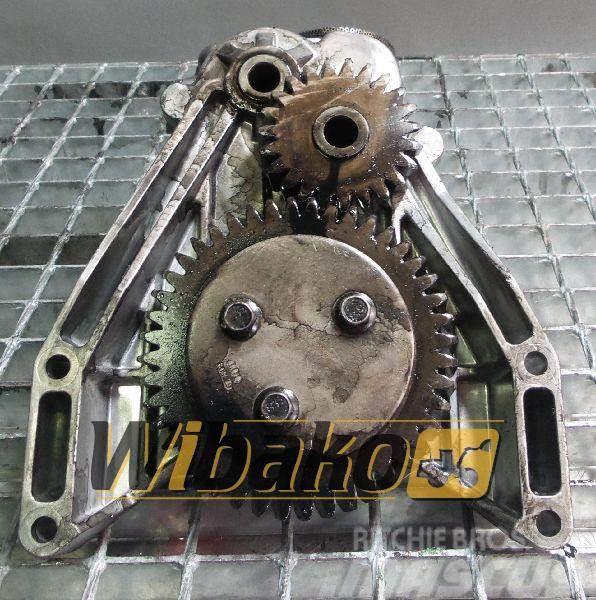 Volvo Oil pump Engine / Motor Volvo D12D 6101726 Varikliai