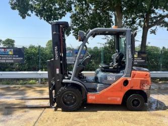 Toyota 02-8FDF30 Forklift