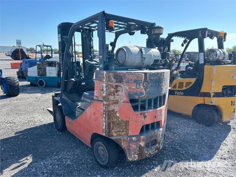 Toyota FGC35U-BCS 7000 lb Cushion Tire Forklift Šakiniai krautuvai - Kita