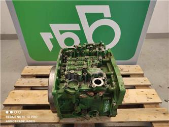John Deere 6300 (RE152013) gearbox