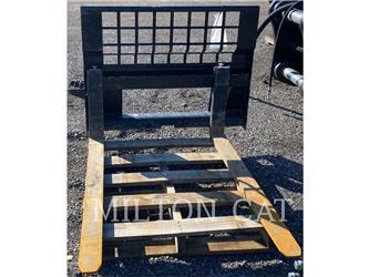 CAT SSL 46 PALLET FORKS WITH 48 TINES