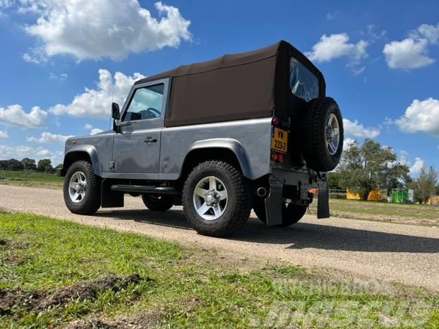 Land Rover Defender Iconic Edition 2017 only 8888 km Lengvieji automobiliai