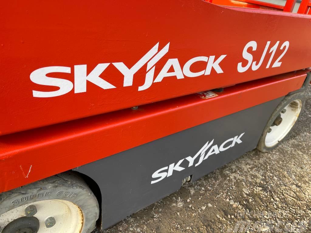 SkyJack SJ 12 Pelarlift Žirkliniai keltuvai