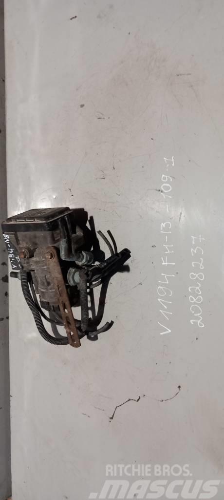 Volvo FH13.440 EBS brake valve 20828237 Stabdžiai