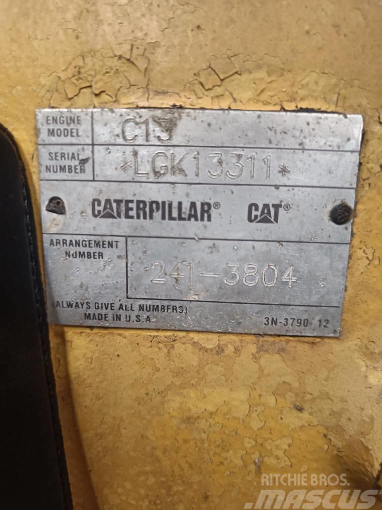 CAT C 13 Dyzeliniai generatoriai