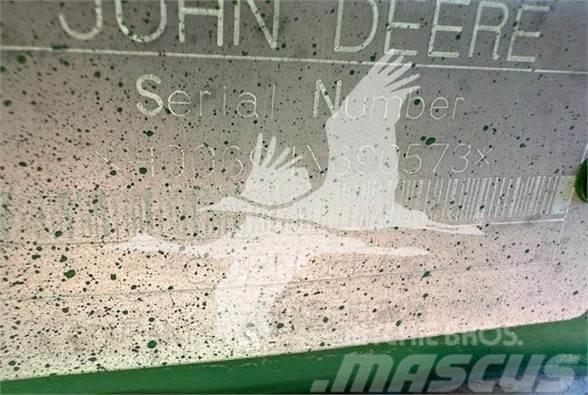 John Deere 694 Derliaus nuėmimo kombainų galvos