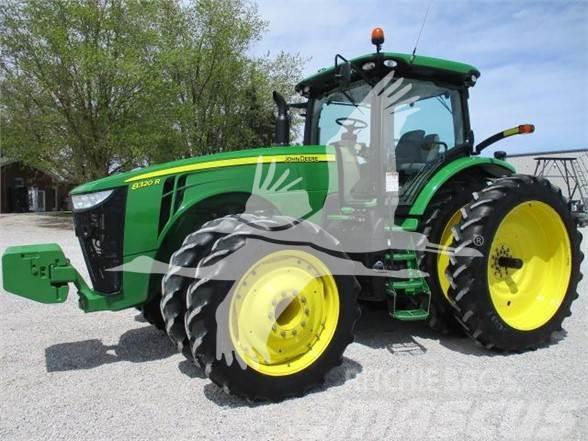 John Deere 8320R Traktoriai
