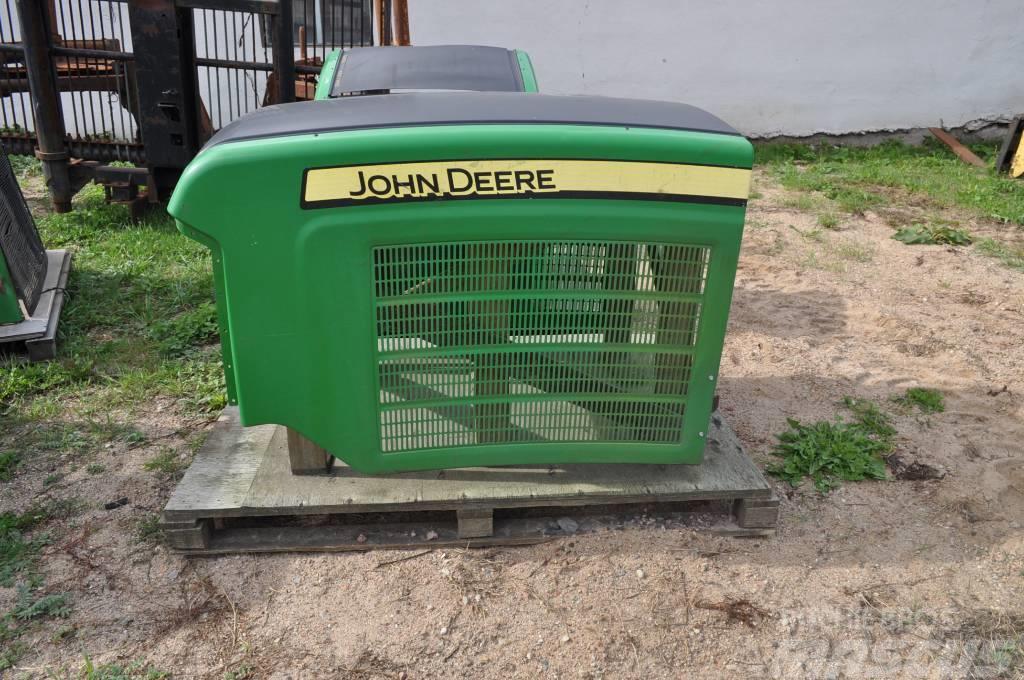 John Deere Maska silnika 1270/1470E F654398 Kabinos ir salonai