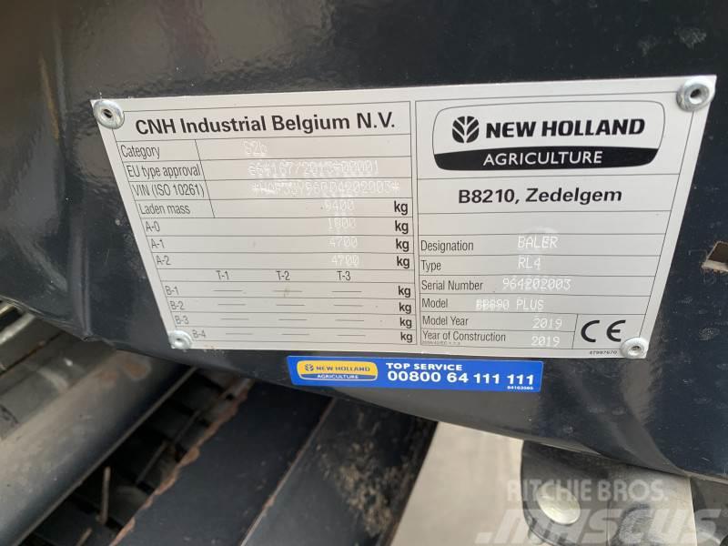 New Holland BIGBALER 890 RC PLUS Stačiakampių ryšulių presai