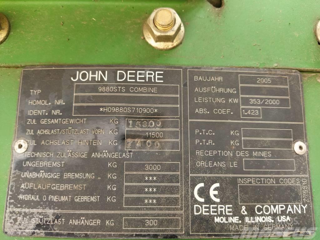 John Deere 9880 i STS Derliaus nuėmimo kombainai