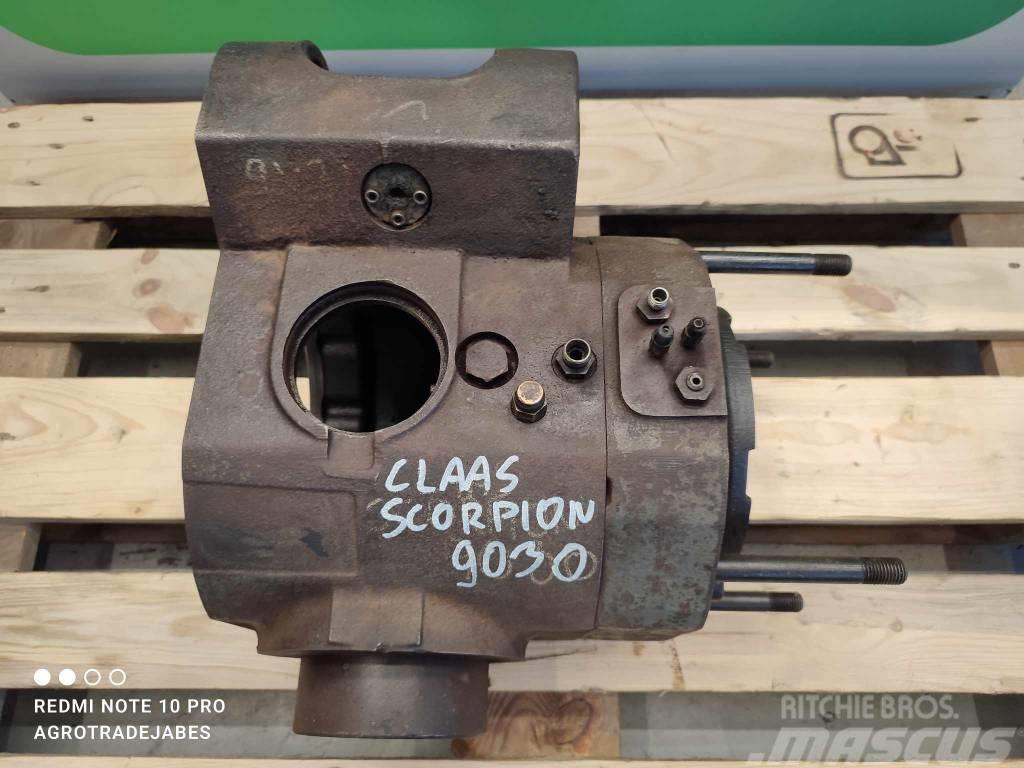 CLAAS Scorpion 9030 case differential Ašys