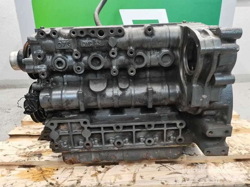 Manitou MLT 625-75H engine Kubota V3007} Varikliai