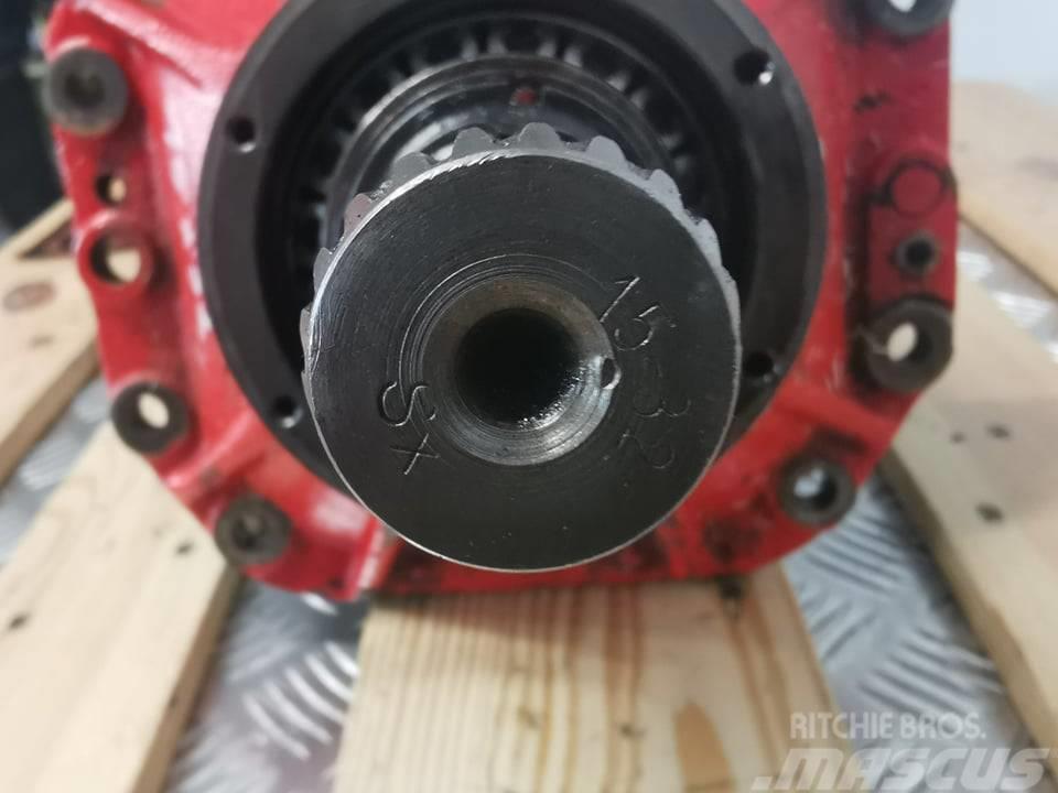 Manitou MLT 626 {Carraro15X32 front differential Ašys