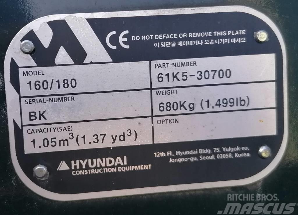 Hyundai 1.05m3_HX180 Kaušai