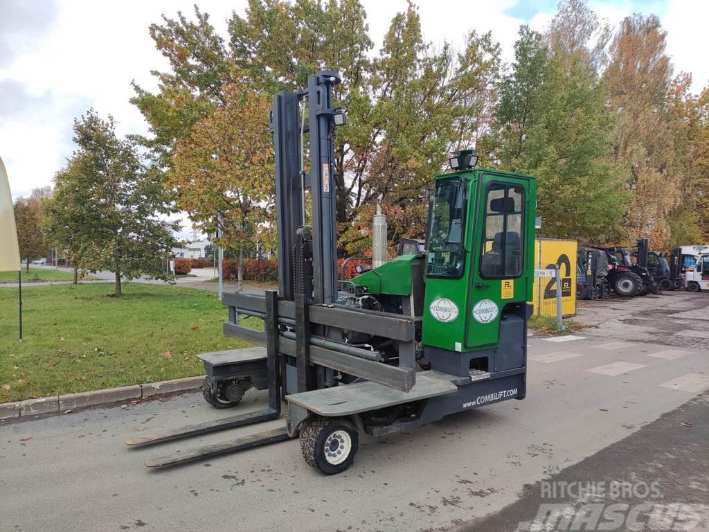 Combilift C4500 | Wide fork positioner Dyzeliniai krautuvai