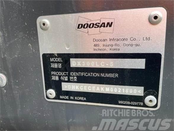 Doosan DX300 LC-5 Vikšriniai ekskavatoriai