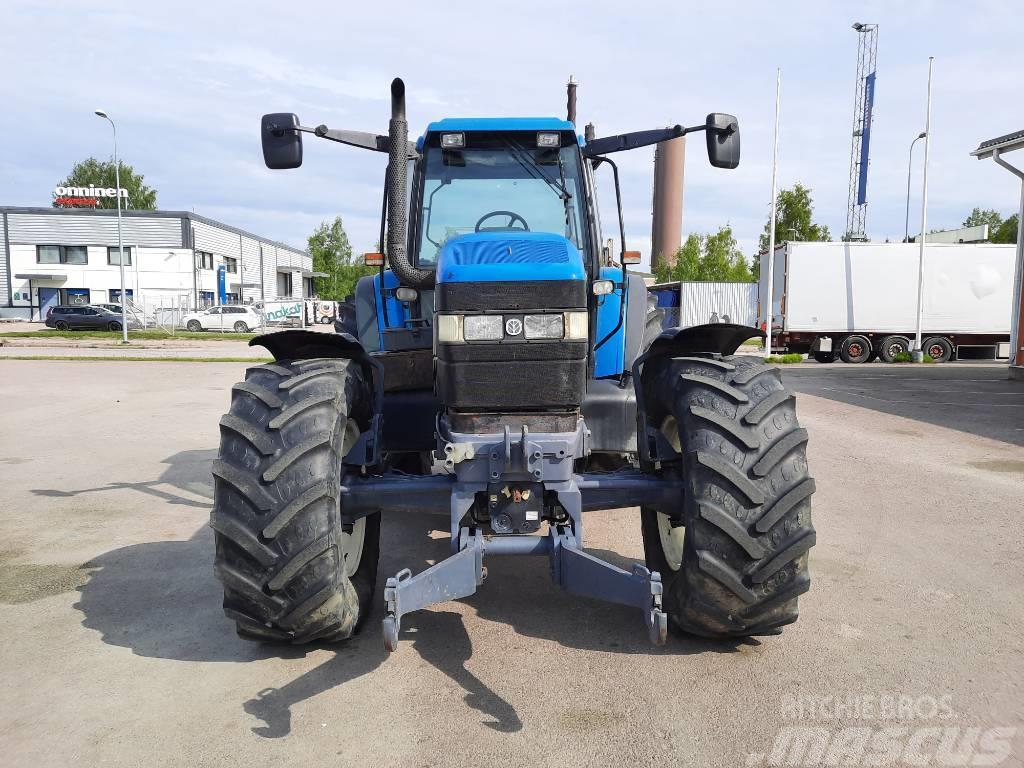 New Holland 8560 RC Traktoriai