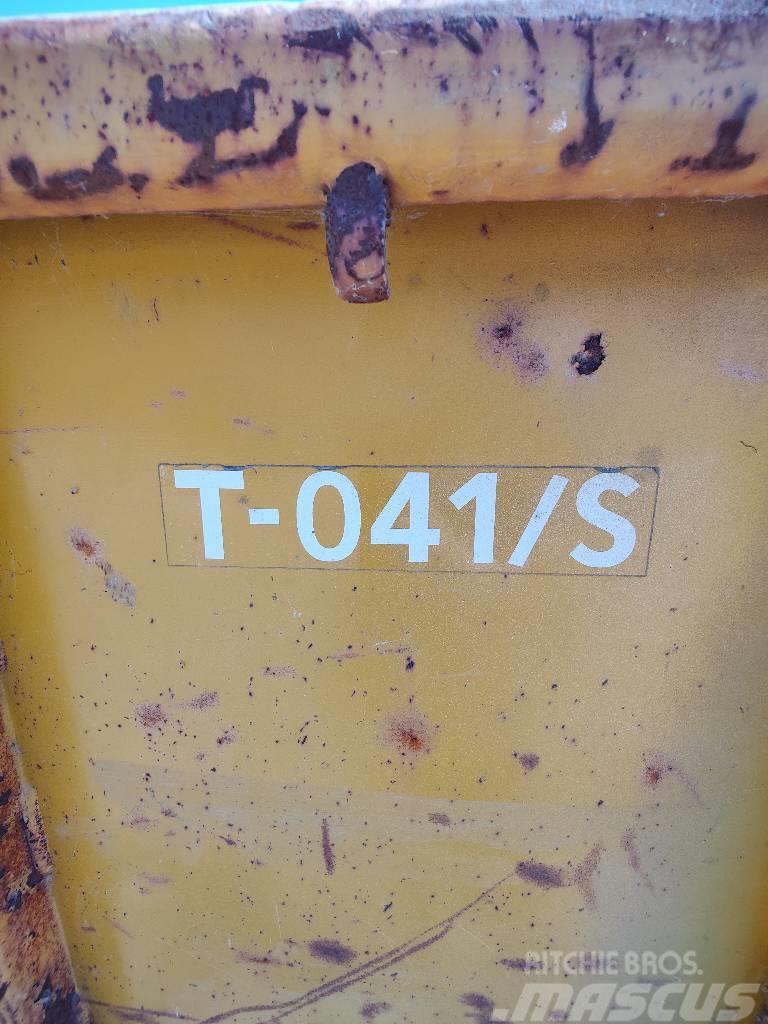 Möre T-041/S Savivartės priekabos