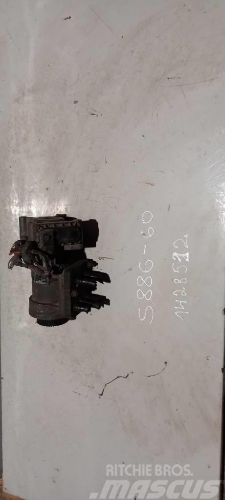 Scania R144.530 brake main valve 1428512 Stabdžiai