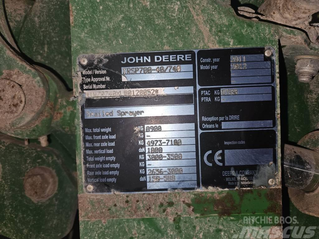 John Deere 740 Prikabinami purkštuvai