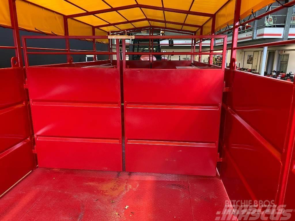 Dinapolis TRV 635 Gyvulių pervežimo priekabos