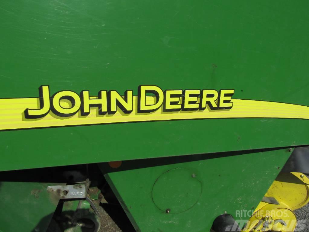 John Deere Rundbalspress 678 Ritinių presai