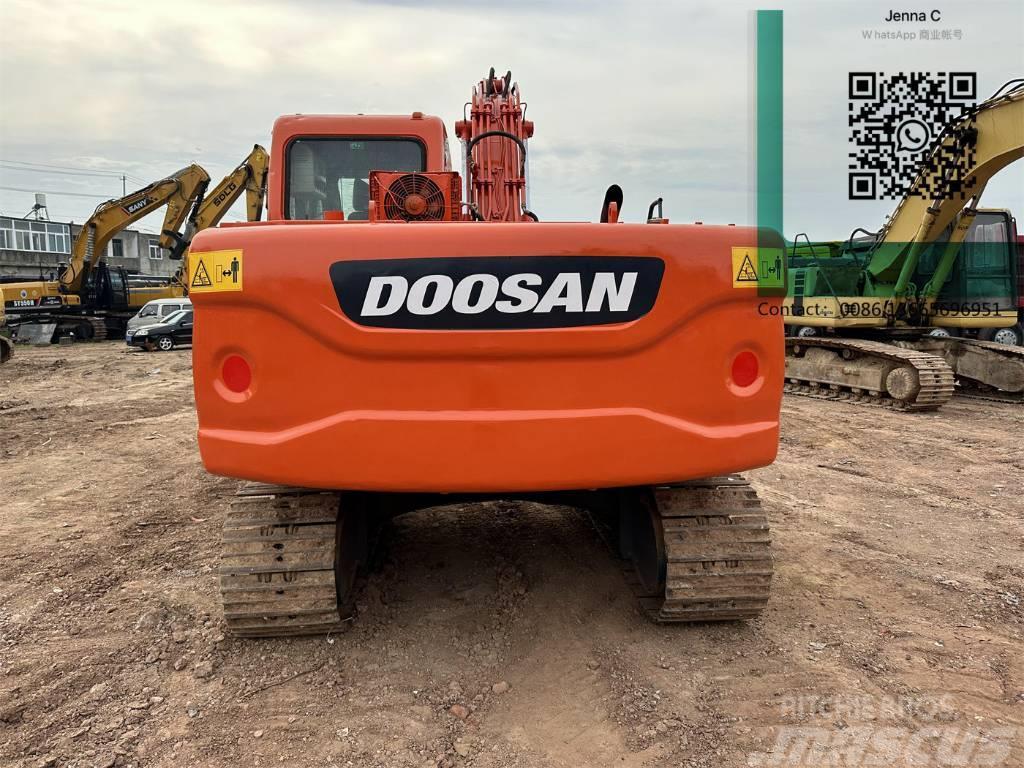 Doosan DX 120 Vidutinės galios ekskavatoriai 7-12 t