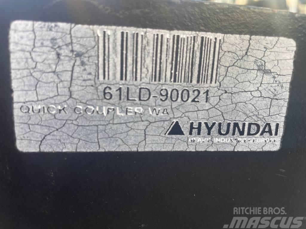 Hyundai Adapter HL757-7 to Volvo L50 - L120 Greito sujungimo jungtys